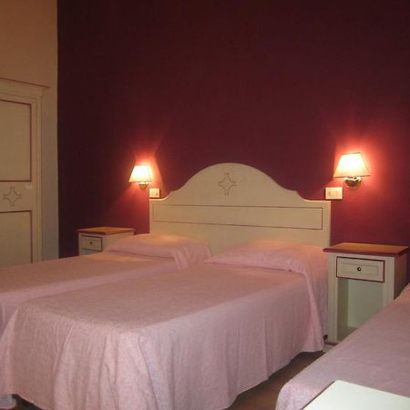 Hotel Savonarola Florencia Exterior foto