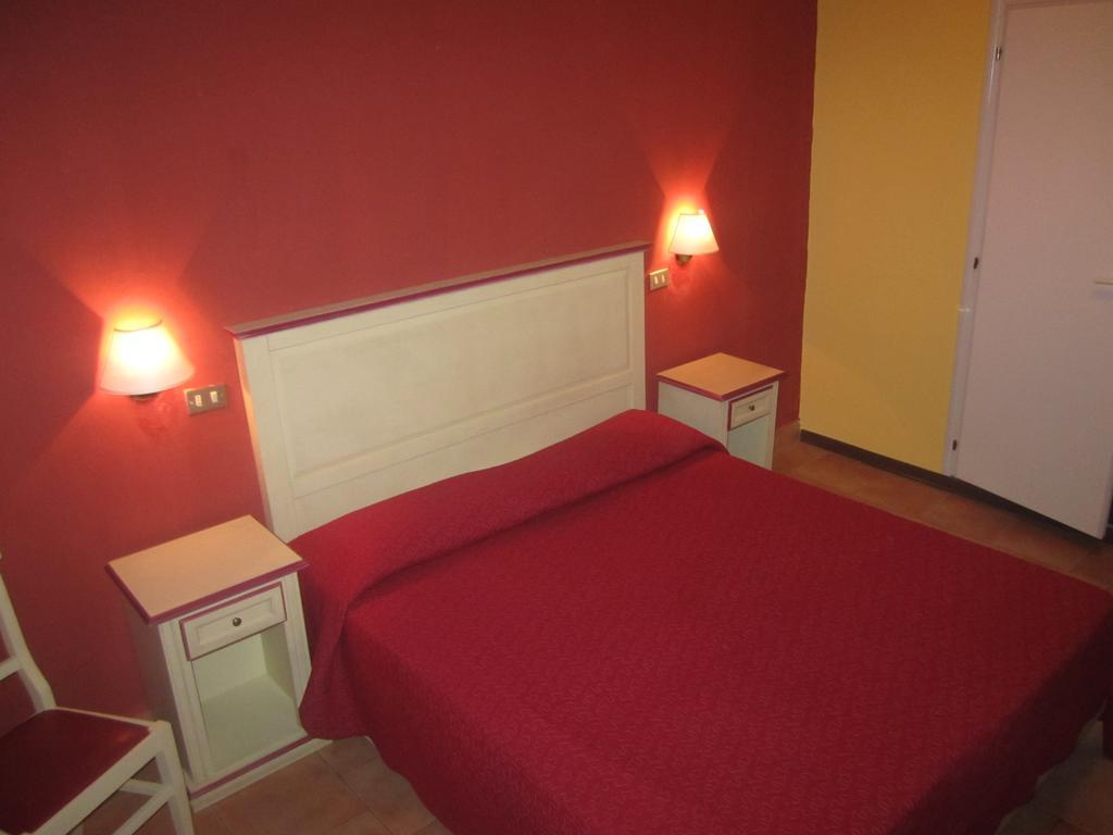 Hotel Savonarola Florencia Habitación foto