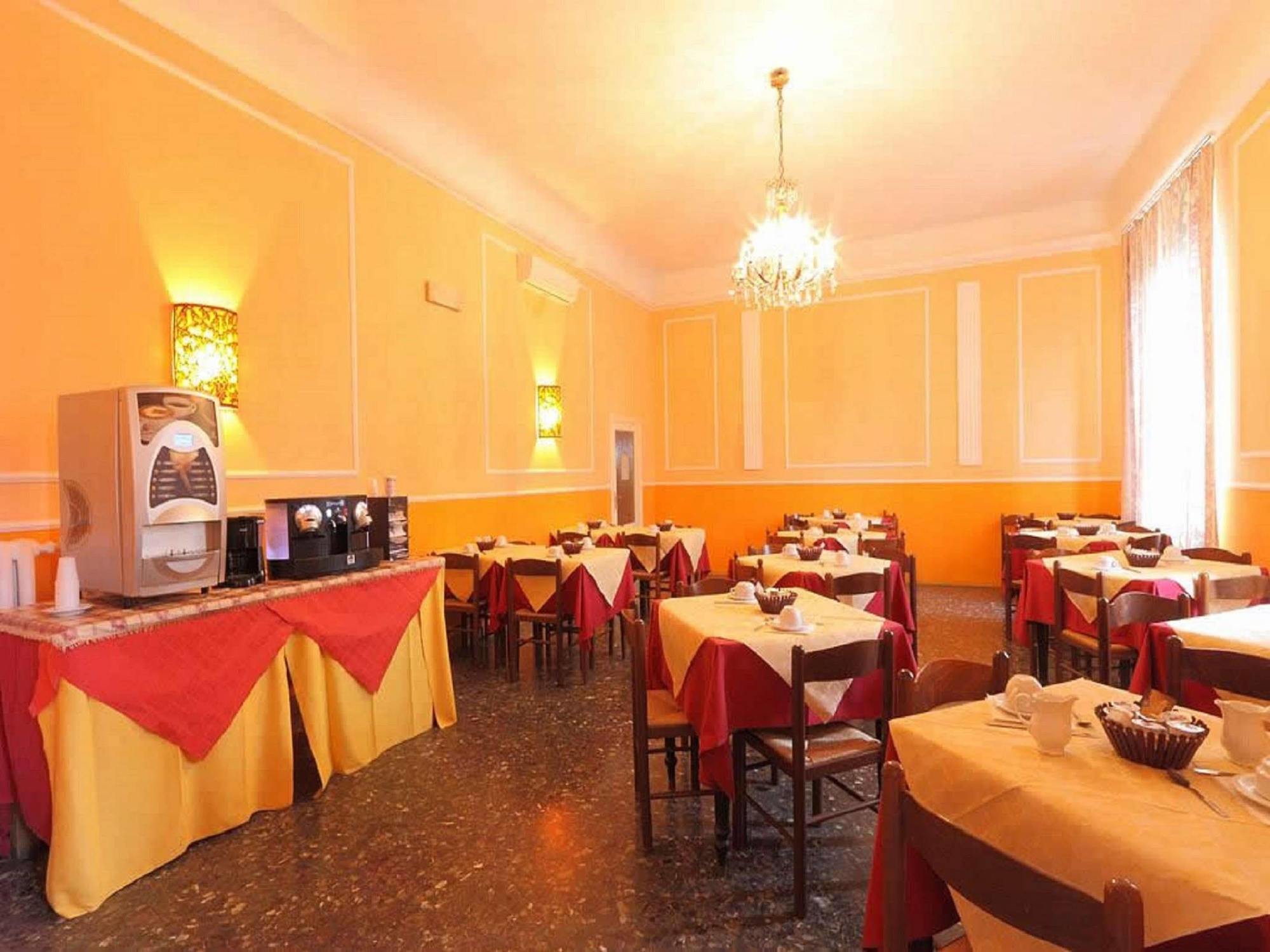 Hotel Savonarola Florencia Exterior foto