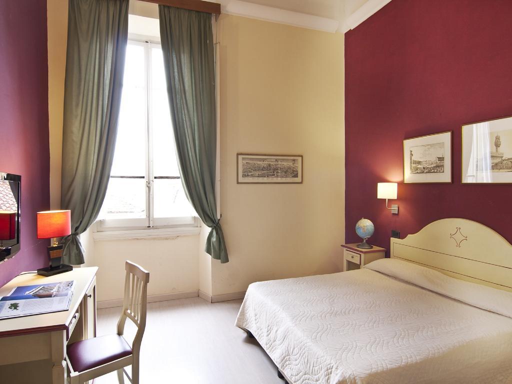 Hotel Savonarola Florencia Exterior foto
