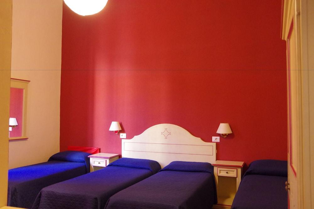 Hotel Savonarola Florencia Exterior foto