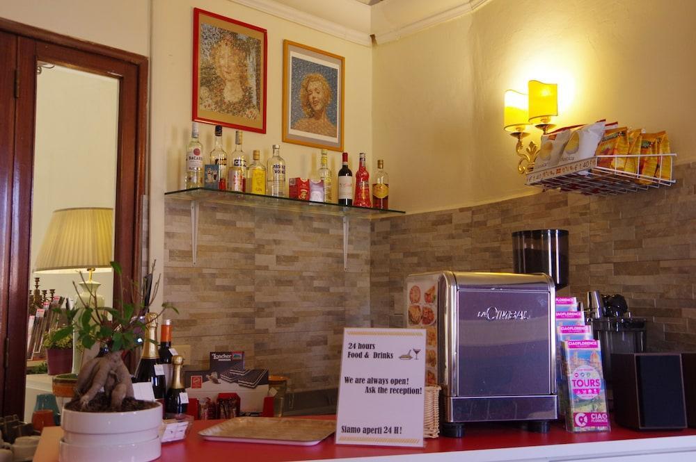 Hotel Savonarola Florencia Exterior foto